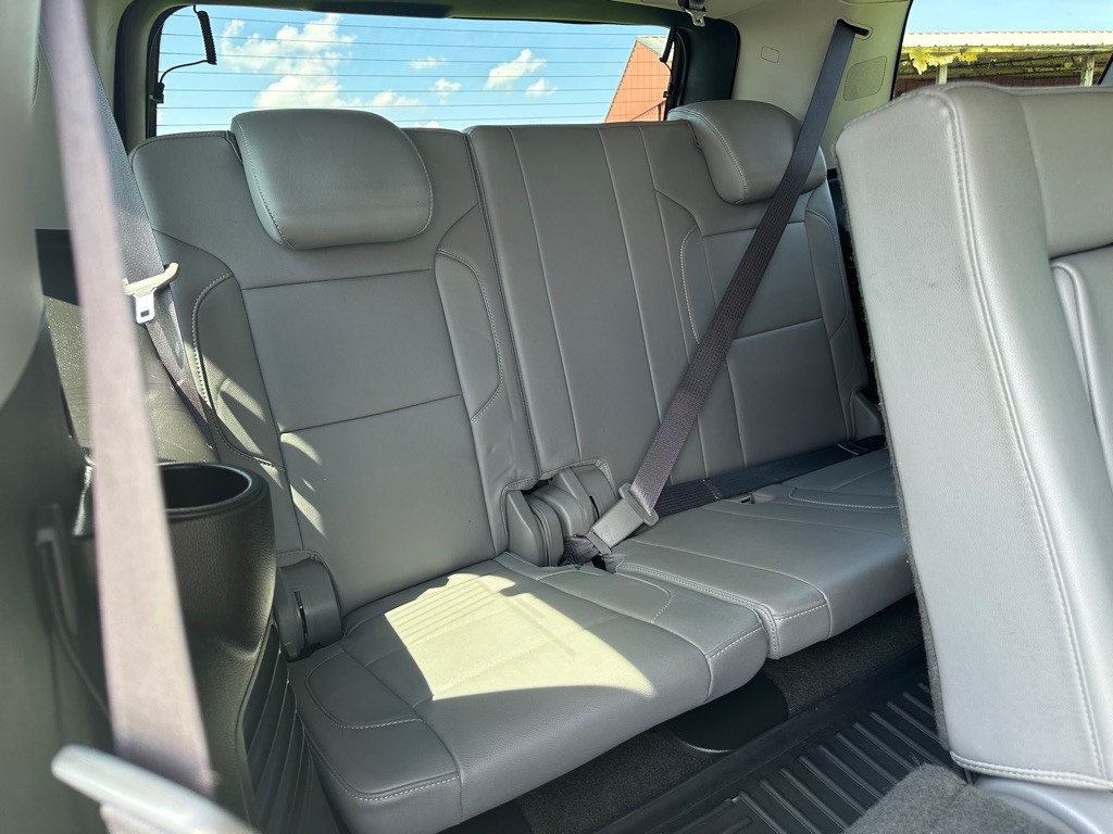 2017 Chevrolet Tahoe Image 19