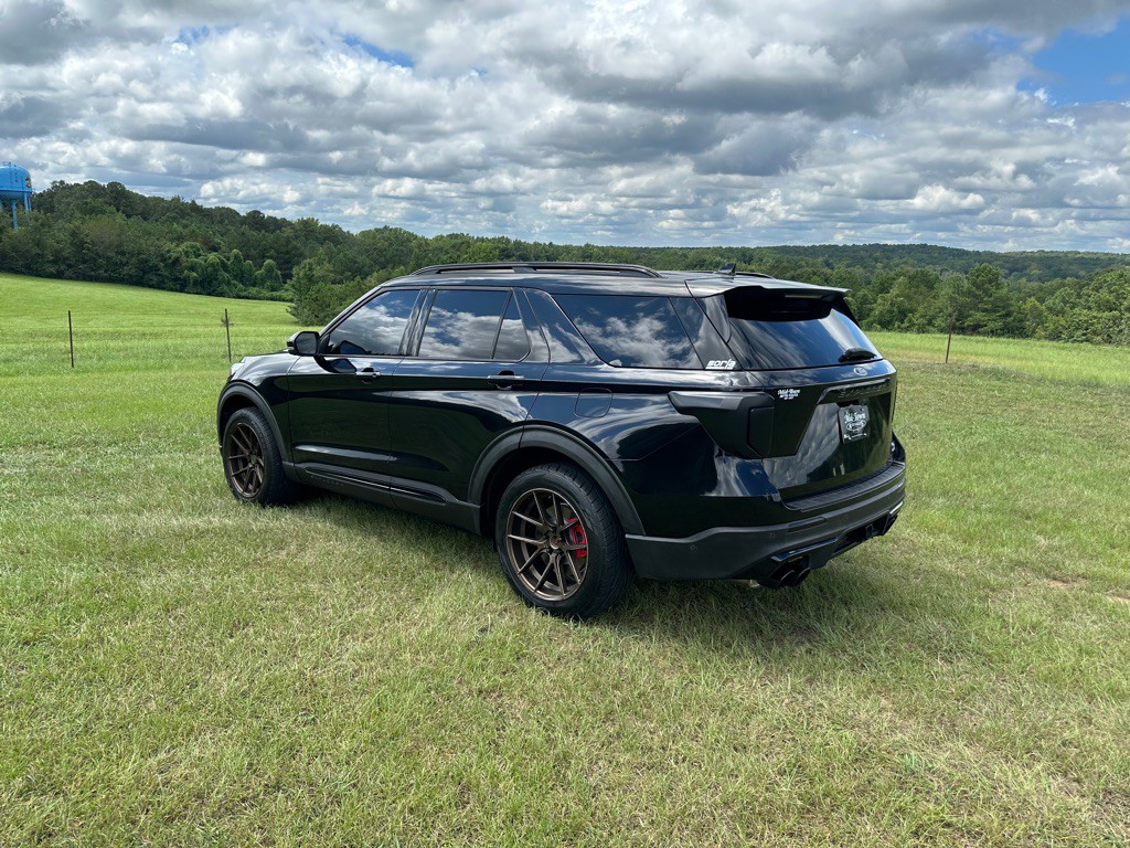 2020 Ford Explorer Image 3