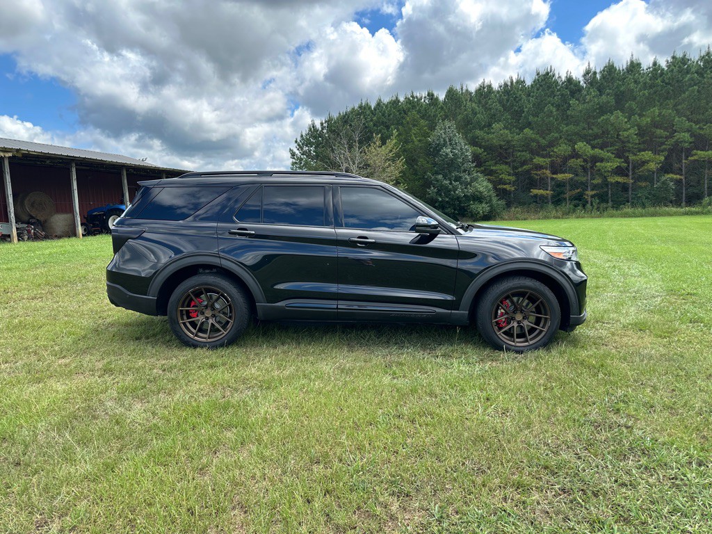 2020 Ford Explorer Image 9