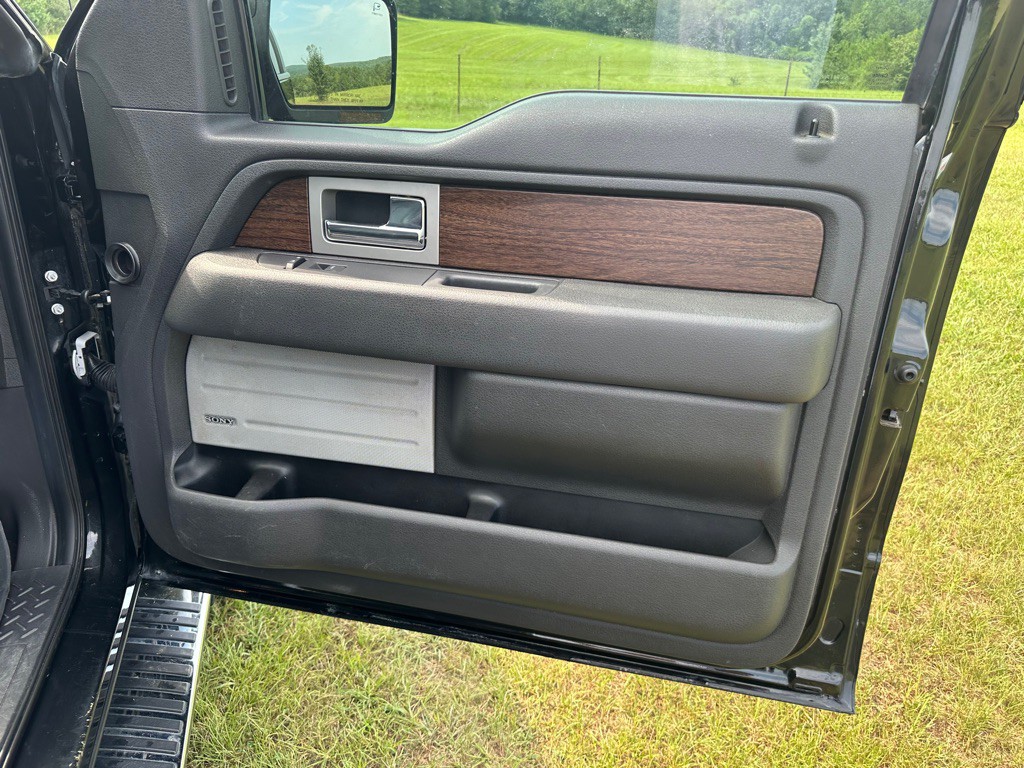 2014 Ford F-150 Image 17