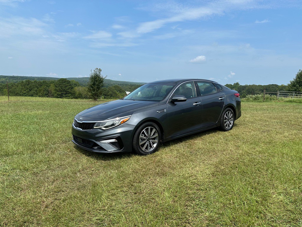 2020 Kia Optima Image 1