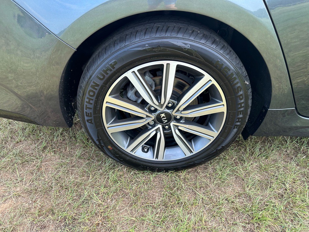 2020 Kia Optima Image 10