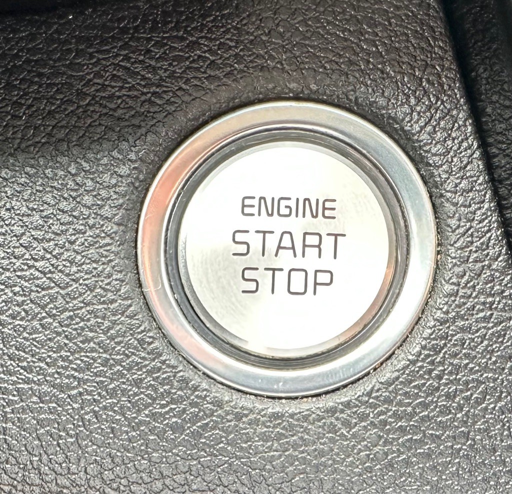 2020 Kia Optima Image 25