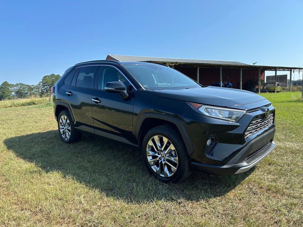 2021 Toyota Rav4 Image 2