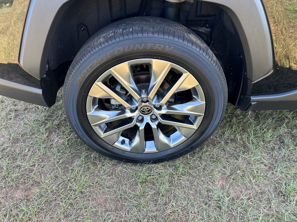 2021 Toyota Rav4 Image 10
