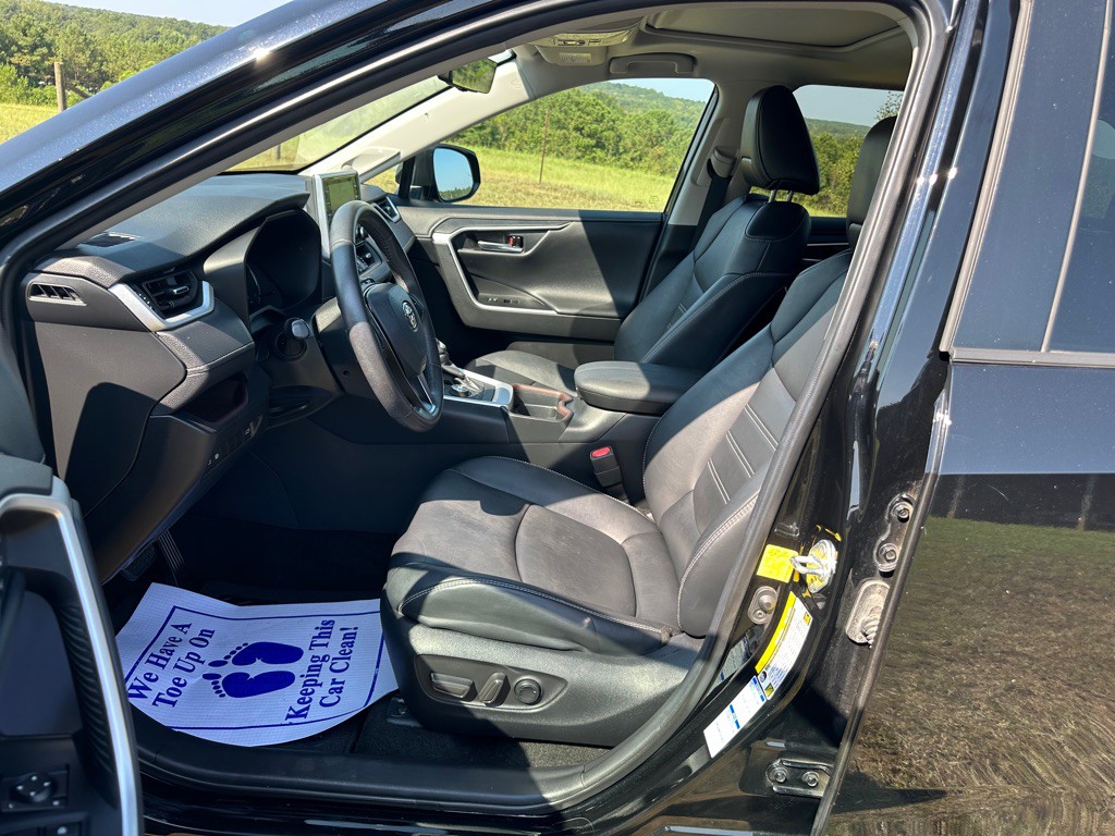 2021 Toyota Rav4 Image 12