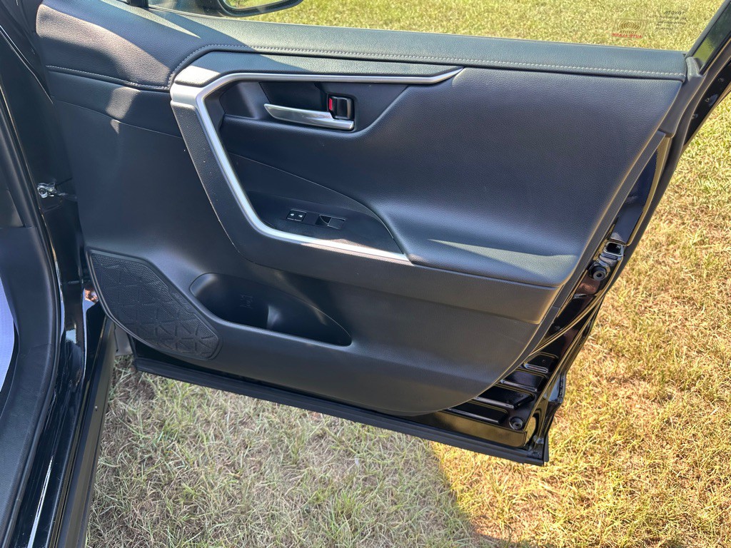 2021 Toyota Rav4 Image 17