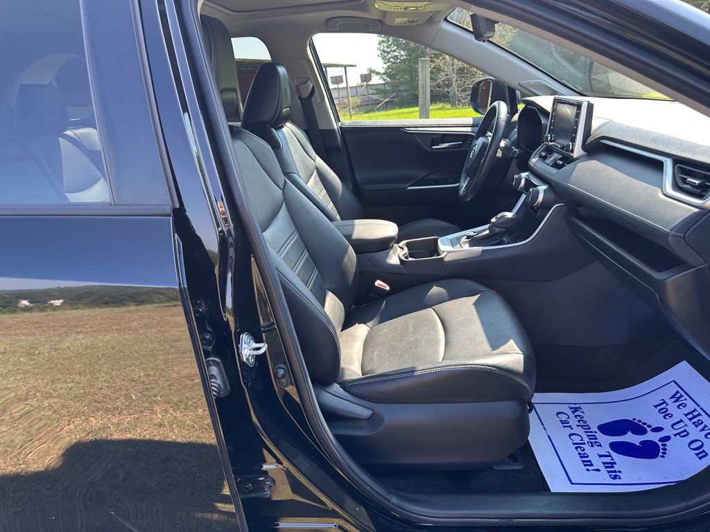 2021 Toyota Rav4 Image 18