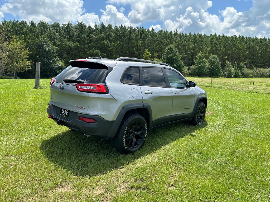 2015 Jeep Cherokee Image 4