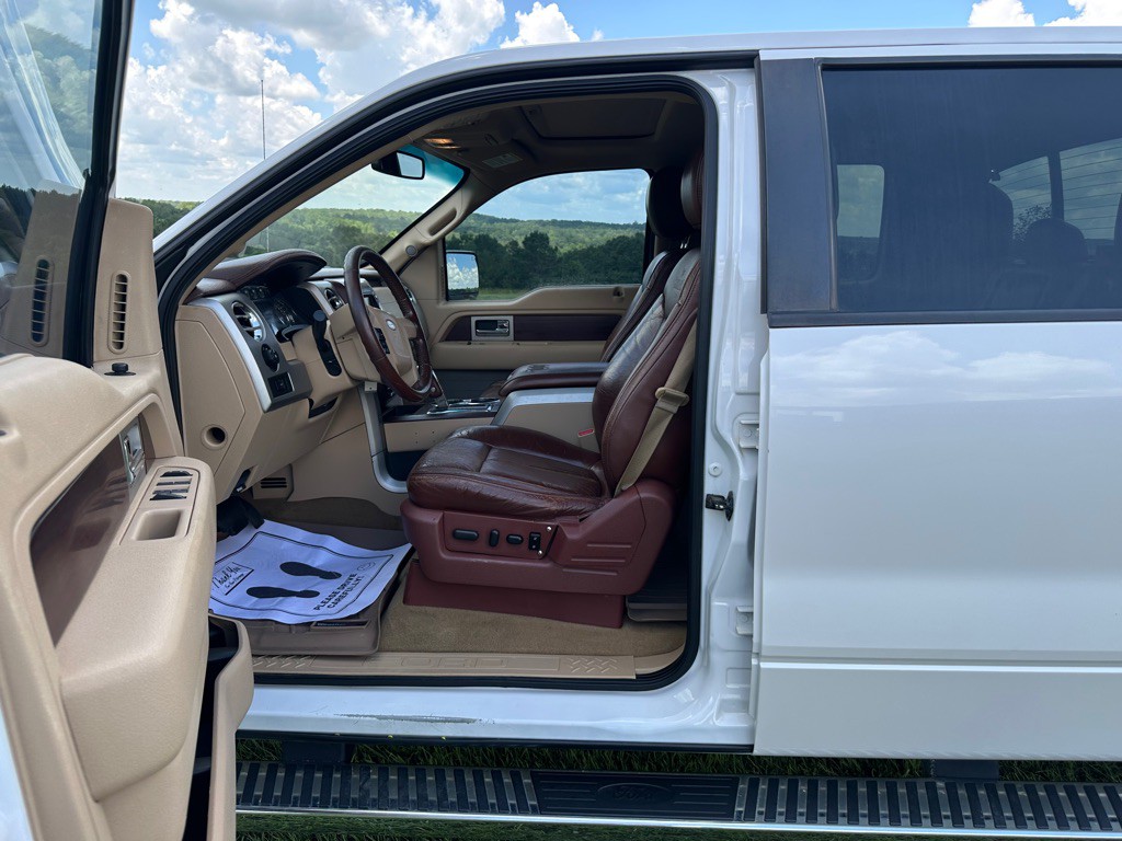 2013 Ford F-150 Image 12