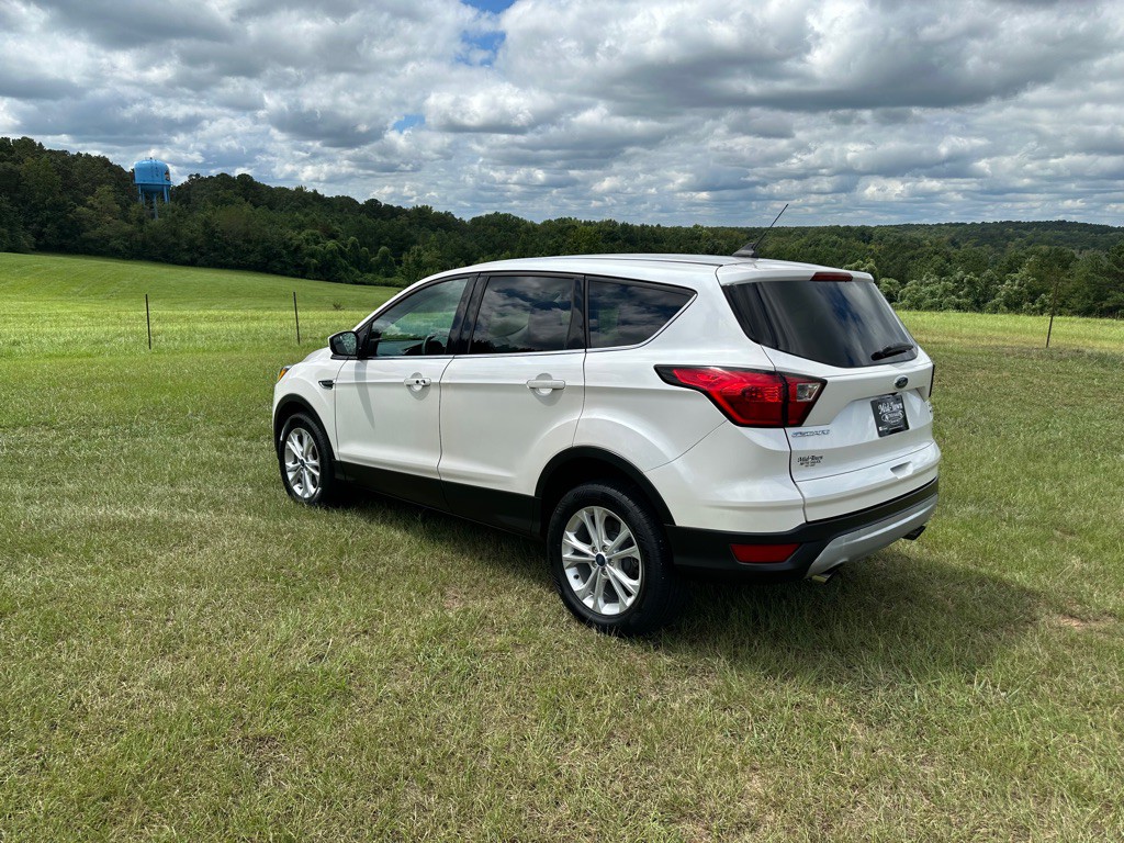 2019 Ford Escape Image 3