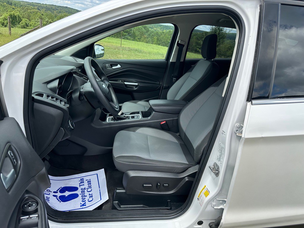 2019 Ford Escape Image 12
