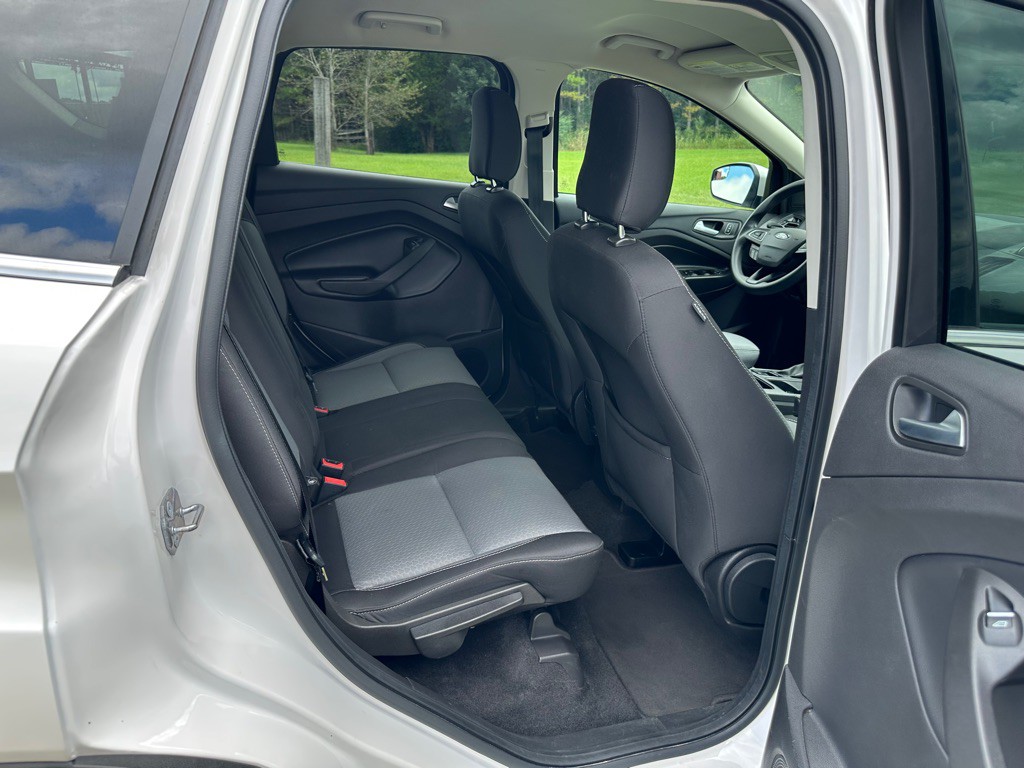 2019 Ford Escape Image 17
