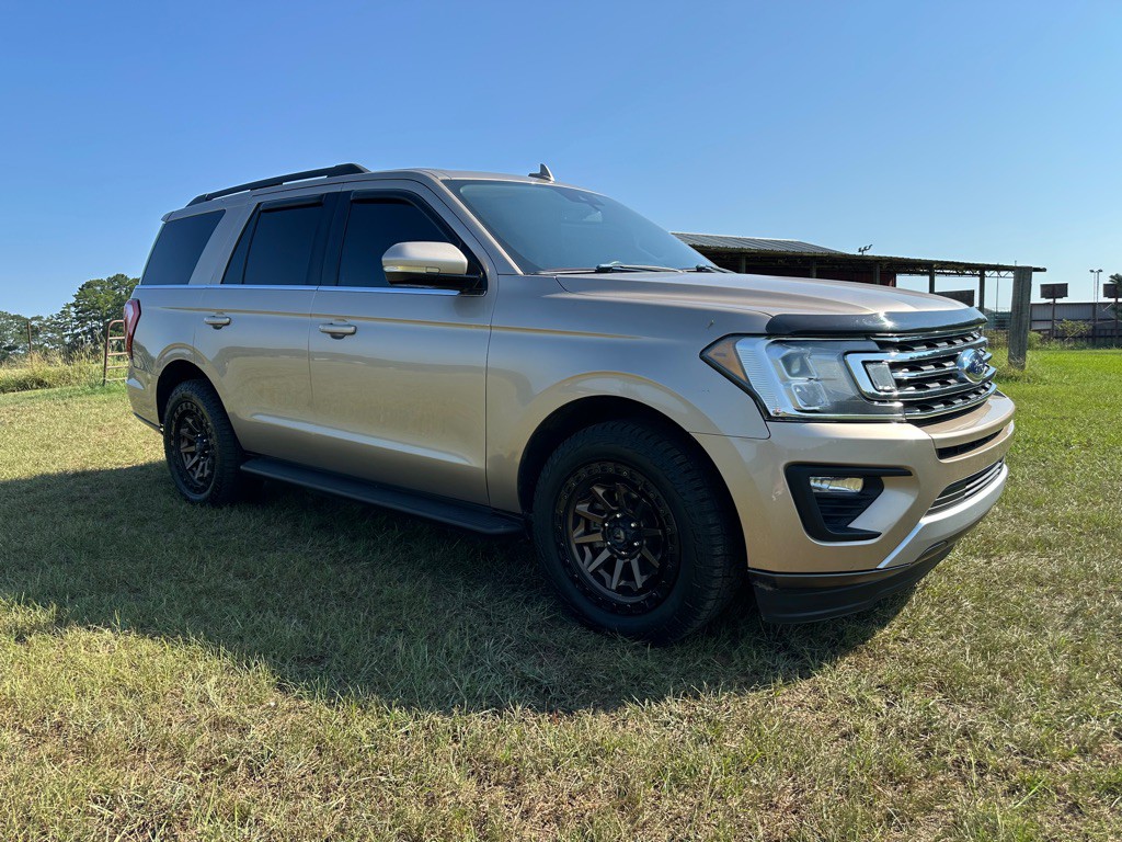 2020 Ford Expedition Image 2