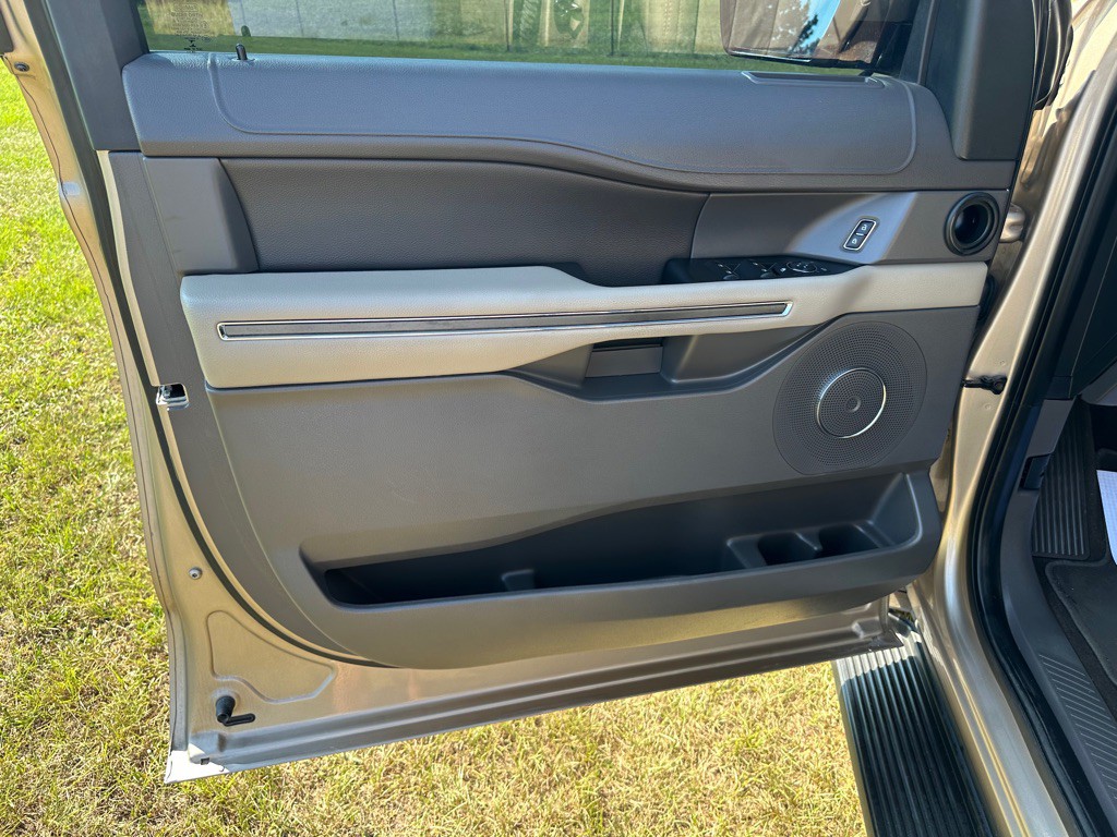 2020 Ford Expedition Image 11