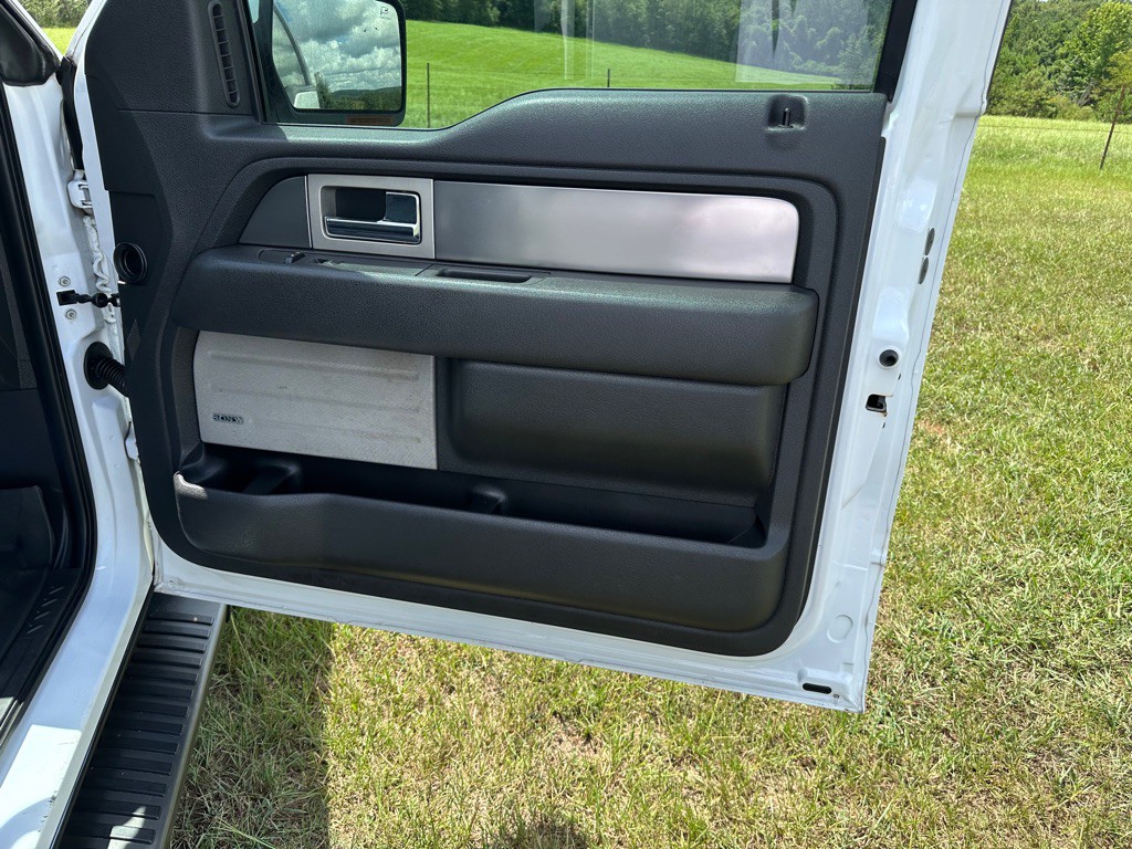 2014 Ford F-150 Image 17