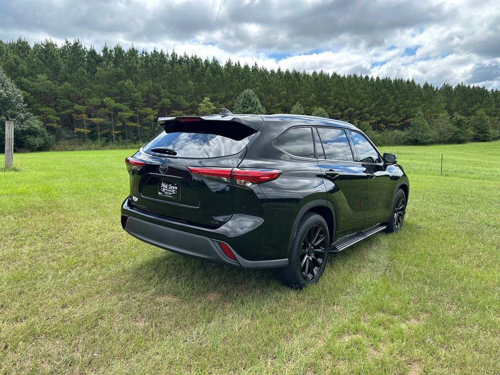 2021 Toyota Highlander Image 4