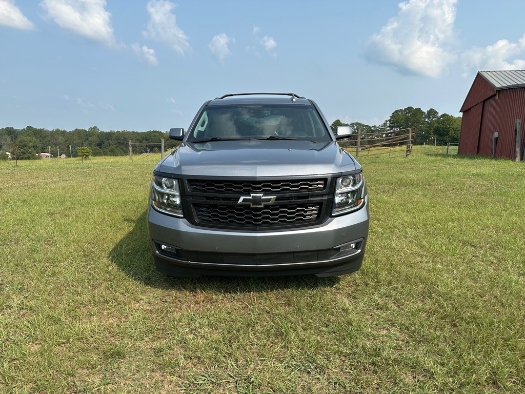 2020 Chevrolet Suburban Image 5