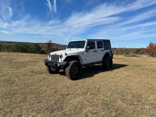 Image for 2016 Jeep Wrangler Unlimited Sahara ID: 6790600