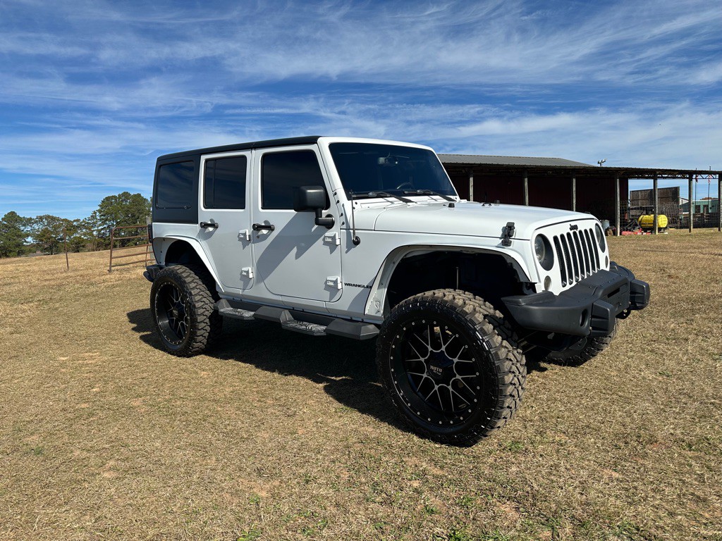 2016 Jeep Wrangler Unlimited Image 2