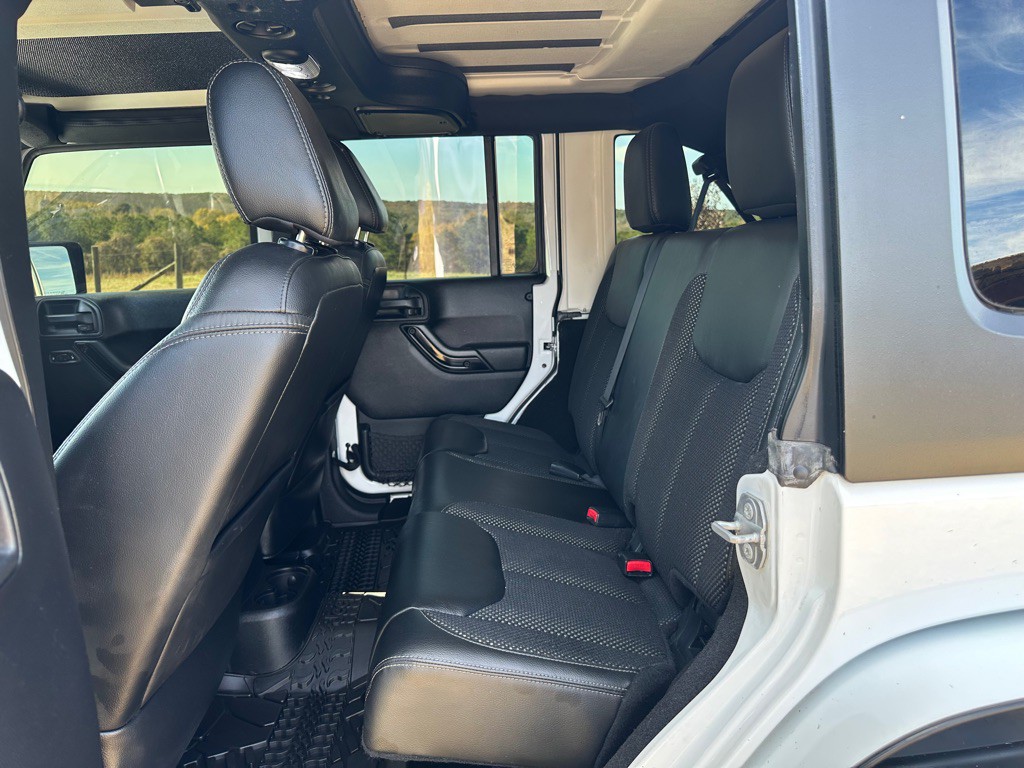 2016 Jeep Wrangler Unlimited Image 13