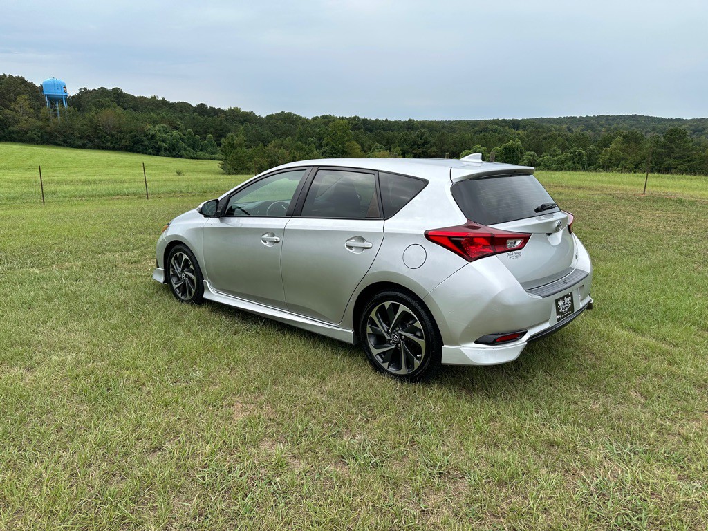 2018 Toyota Corolla Image 3