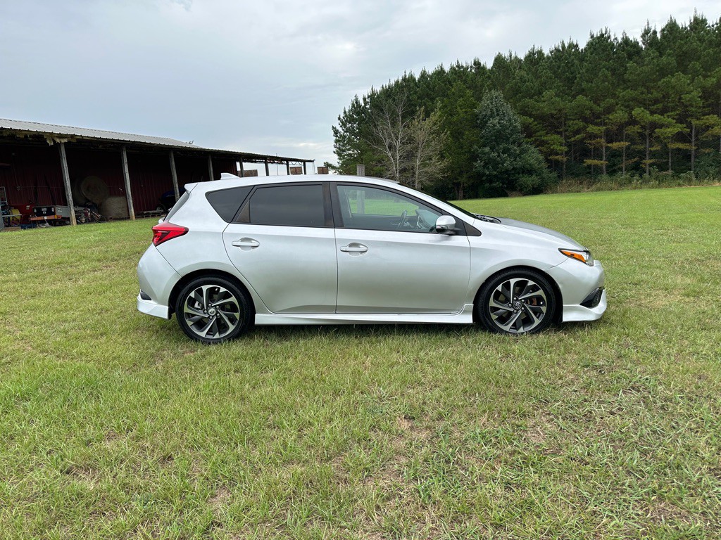 2018 Toyota Corolla Image 9