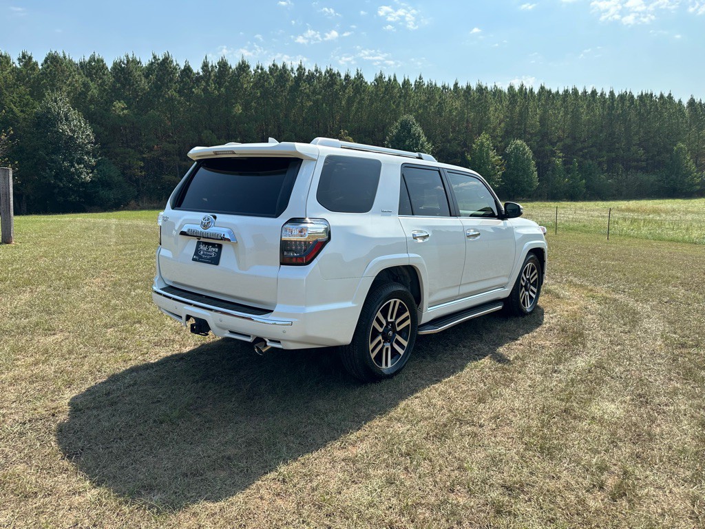 2019 Toyota 4Runner Image 4