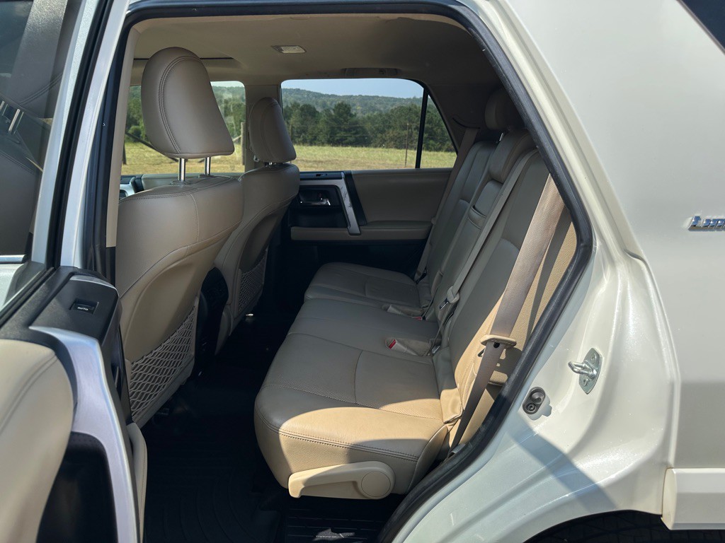 2019 Toyota 4Runner Image 13