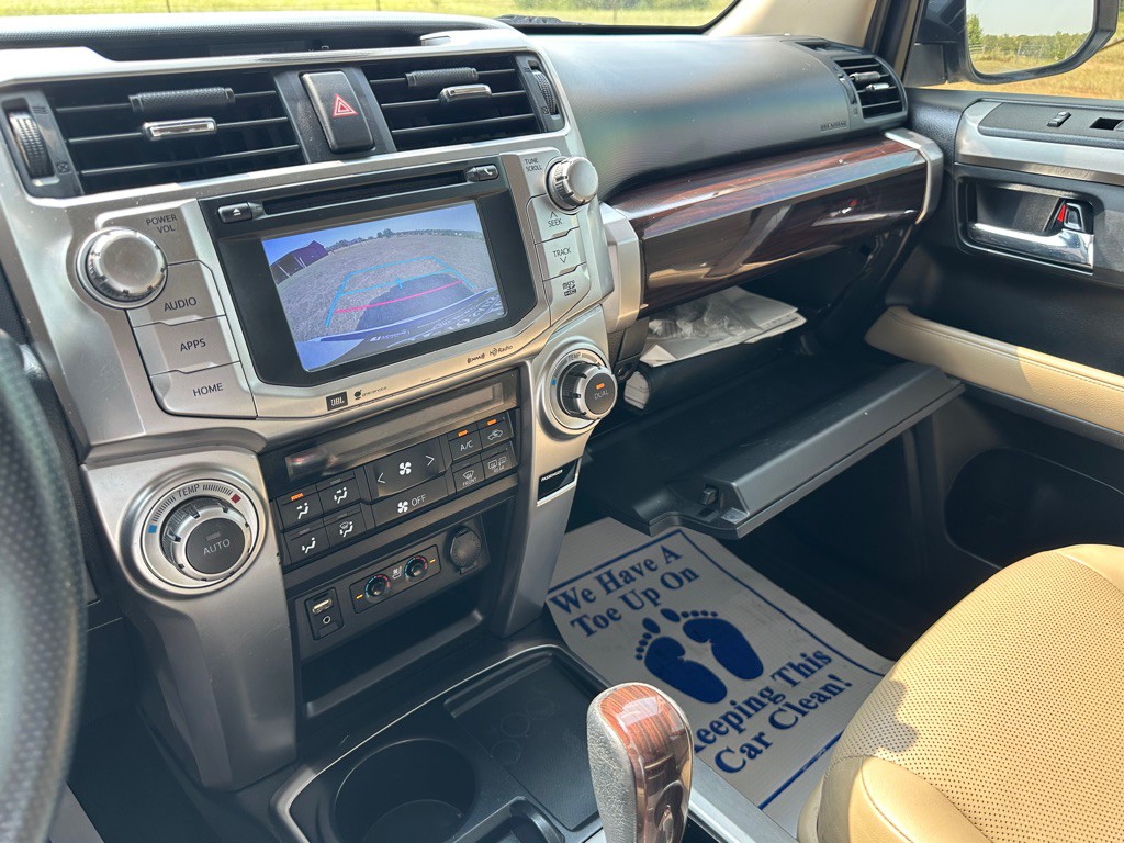 2019 Toyota 4Runner Image 24