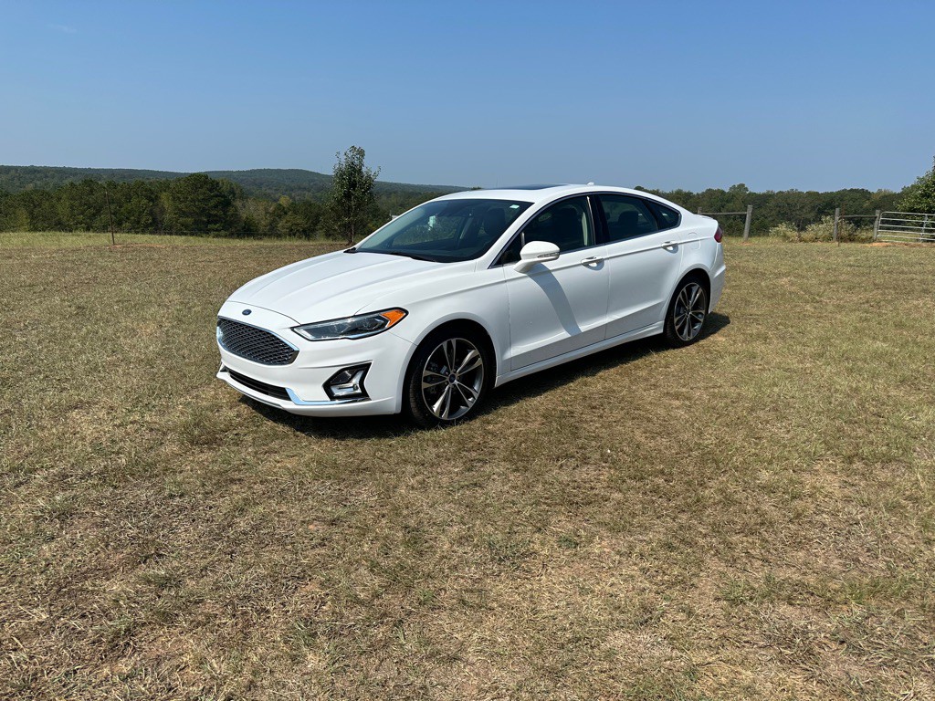 2019 Ford Fusion Image 1