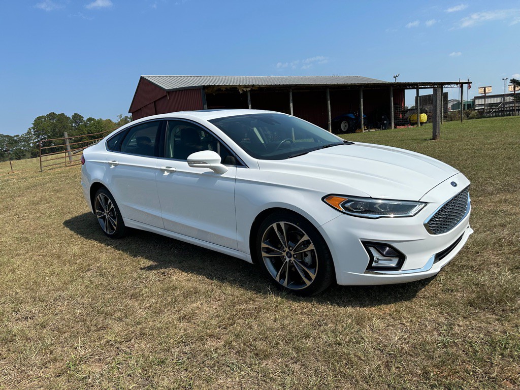 2019 Ford Fusion Image 2