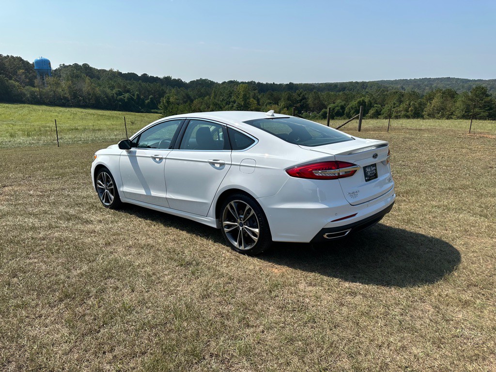 2019 Ford Fusion Image 3