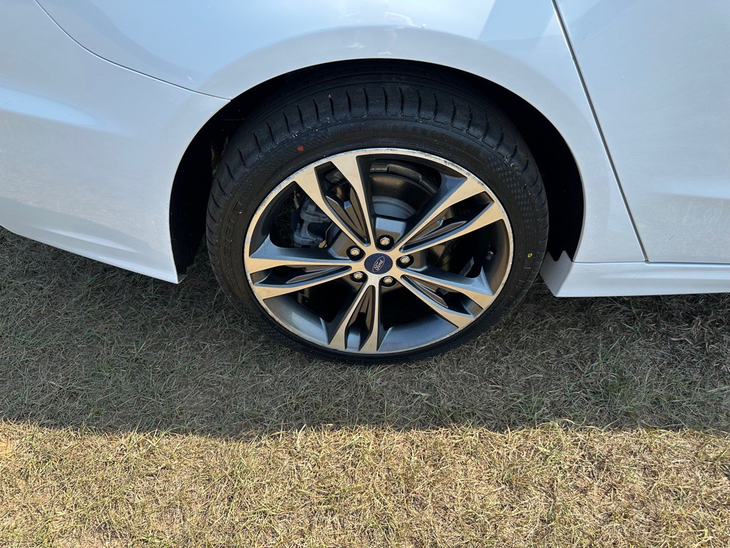 2019 Ford Fusion Image 10