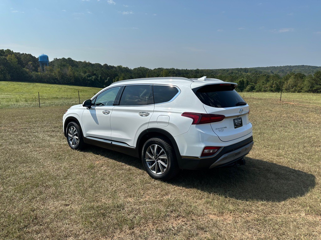 2020 Hyundai Santa Fe Image 3