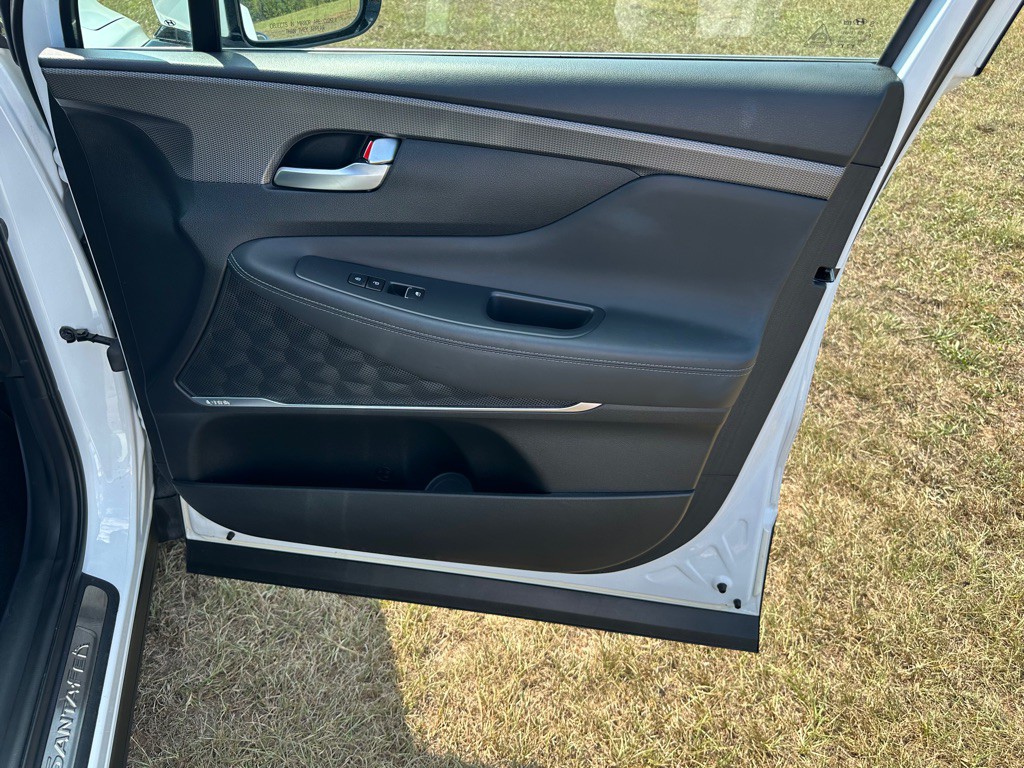 2020 Hyundai Santa Fe Image 17