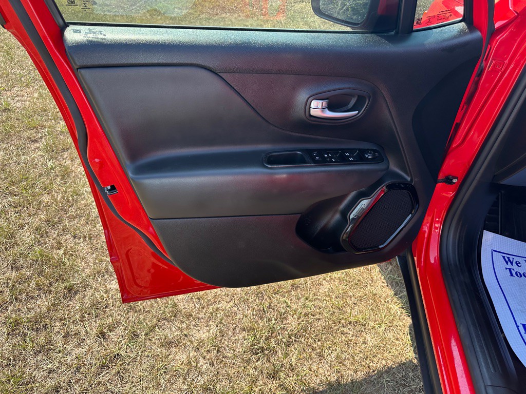 2020 Jeep Renegade Image 11