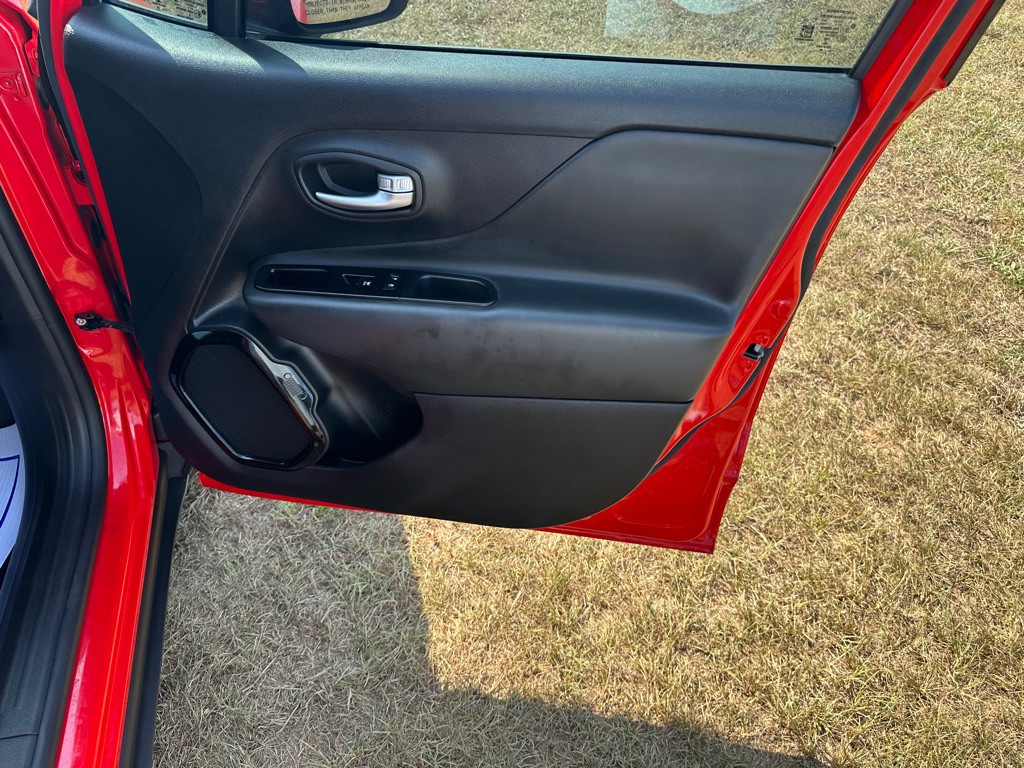 2020 Jeep Renegade Image 15