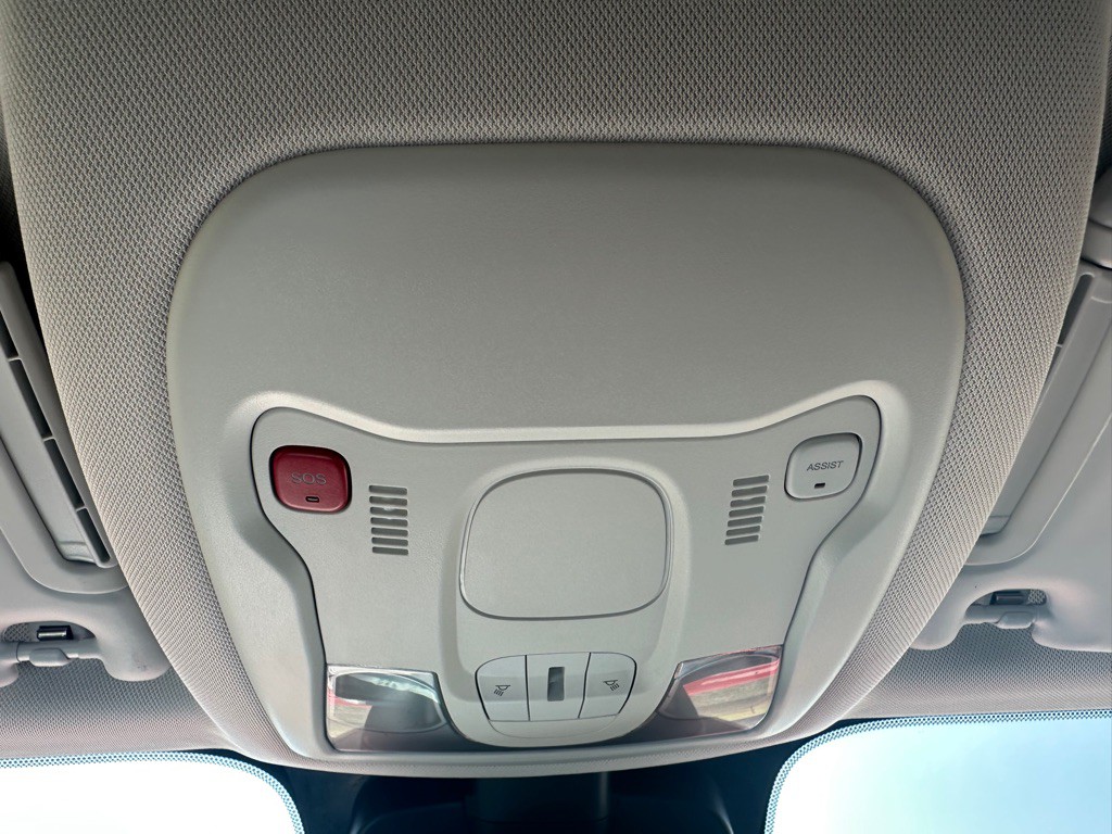 2020 Jeep Renegade Image 21