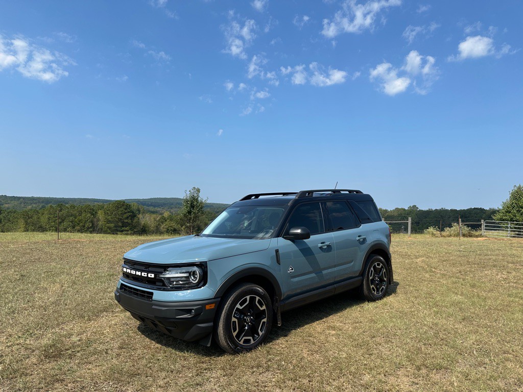 2022 Ford Bronco Image 8