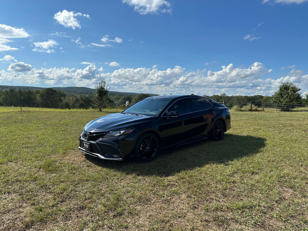2023 Toyota Camry Image 1