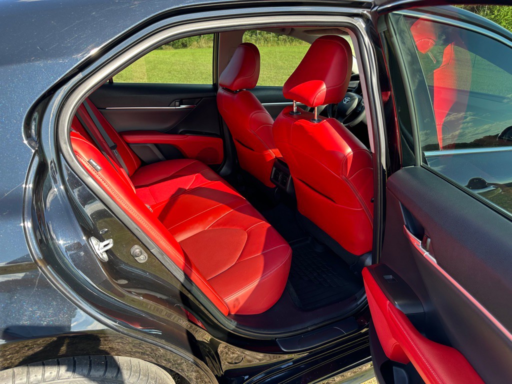 2023 Toyota Camry Image 19