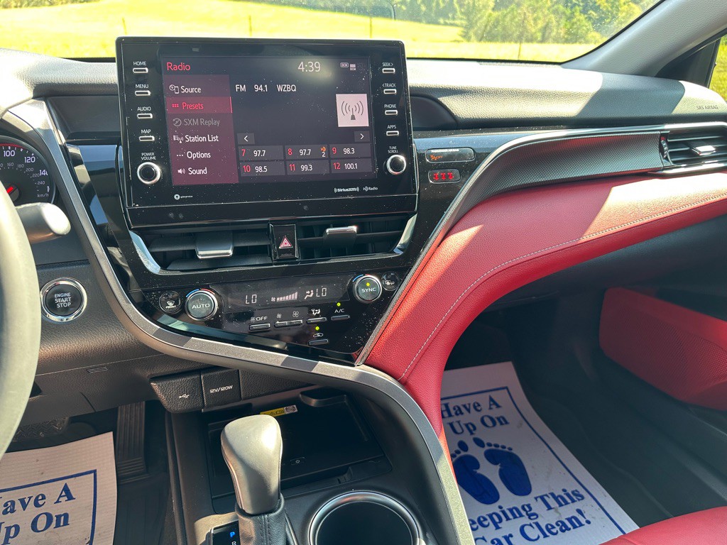 2023 Toyota Camry Image 21