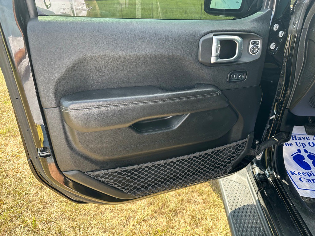 2020 Jeep Gladiator Image 11