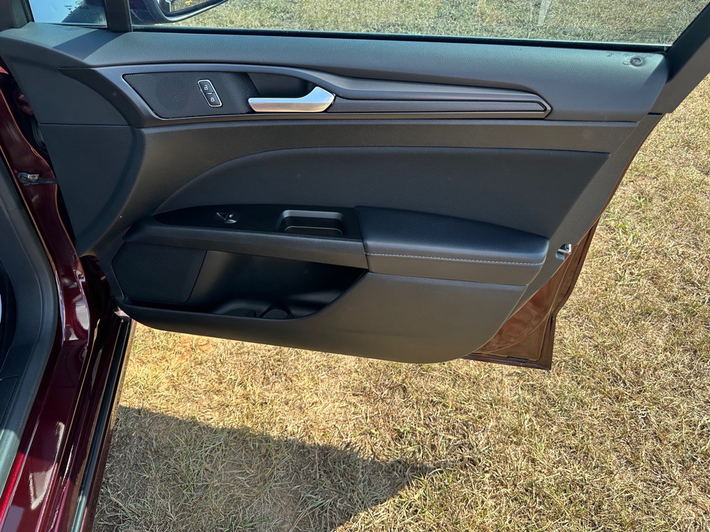 2018 Ford Fusion Image 15