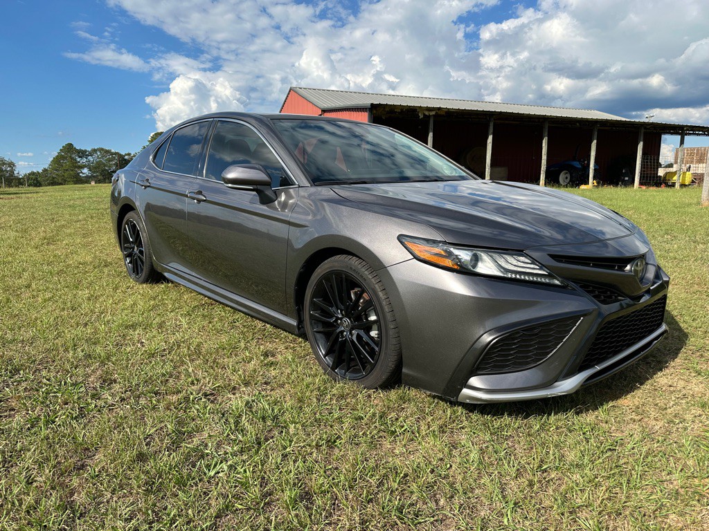 2021 Toyota Camry Image 2