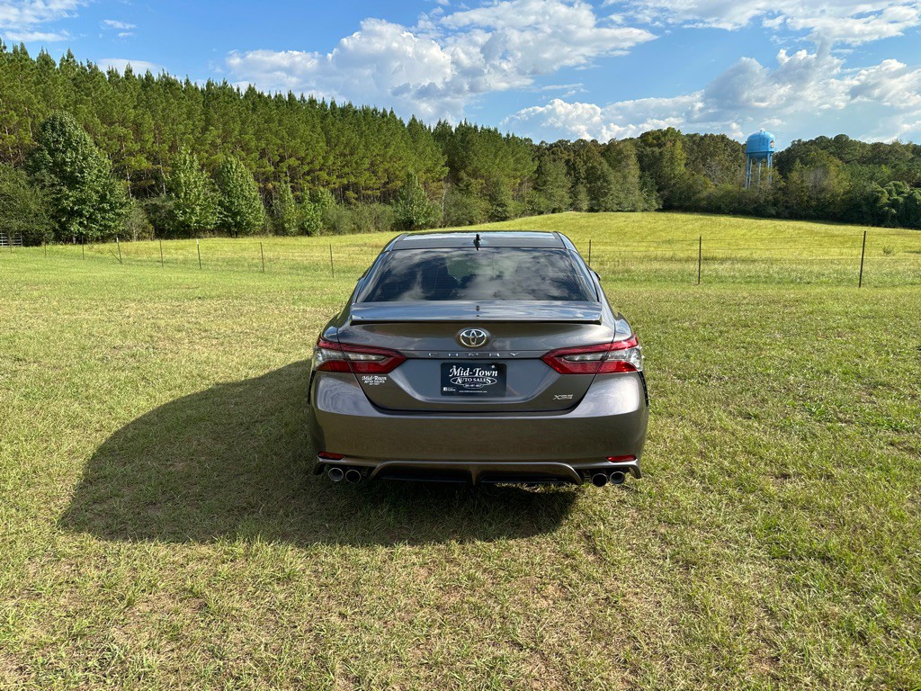 2021 Toyota Camry Image 6
