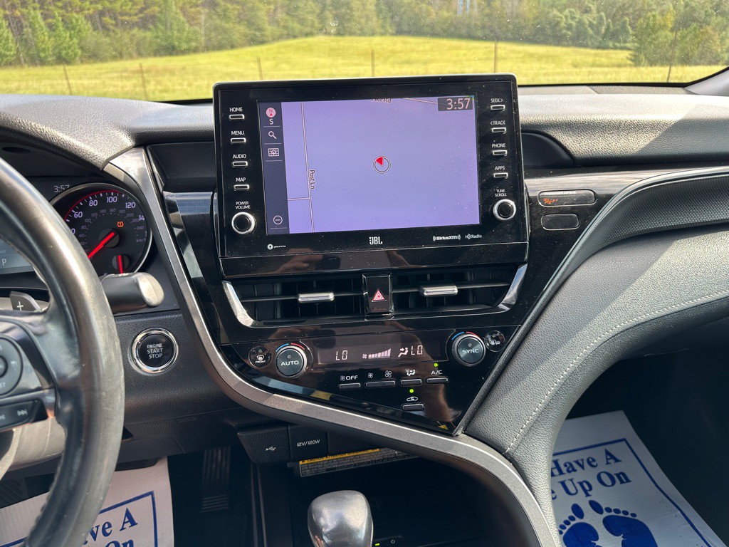2021 Toyota Camry Image 23