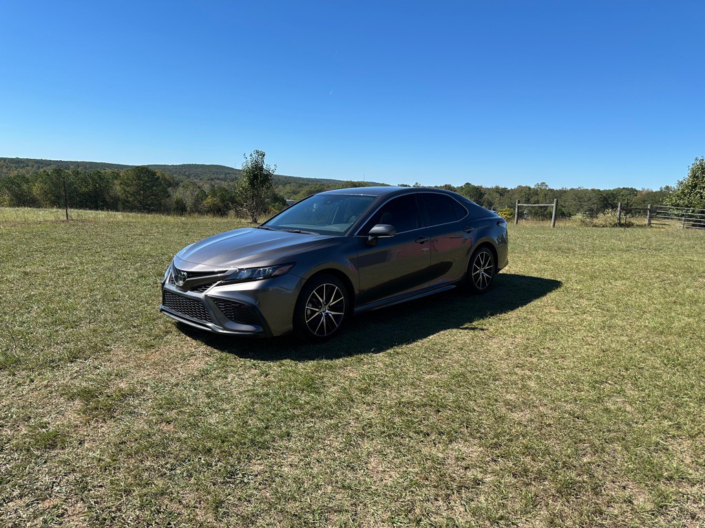 2023 Toyota Camry Image 1