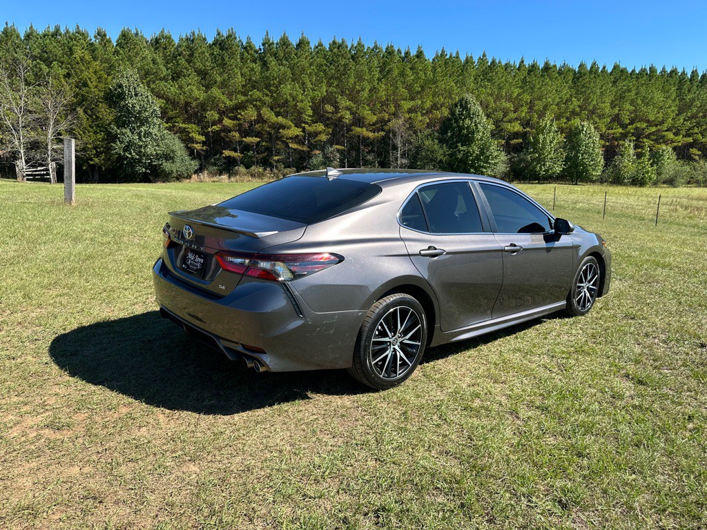2023 Toyota Camry Image 4